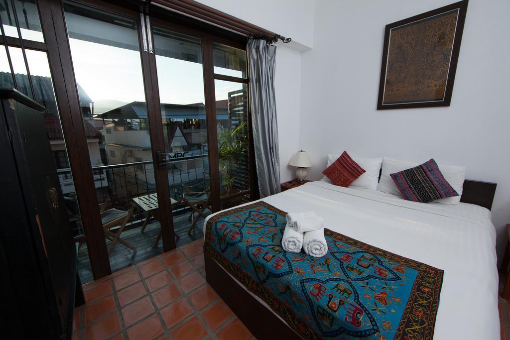 Come Chiangmai Lanna Boutique House Bed & Breakfast Chiang Mai Dış mekan fotoğraf