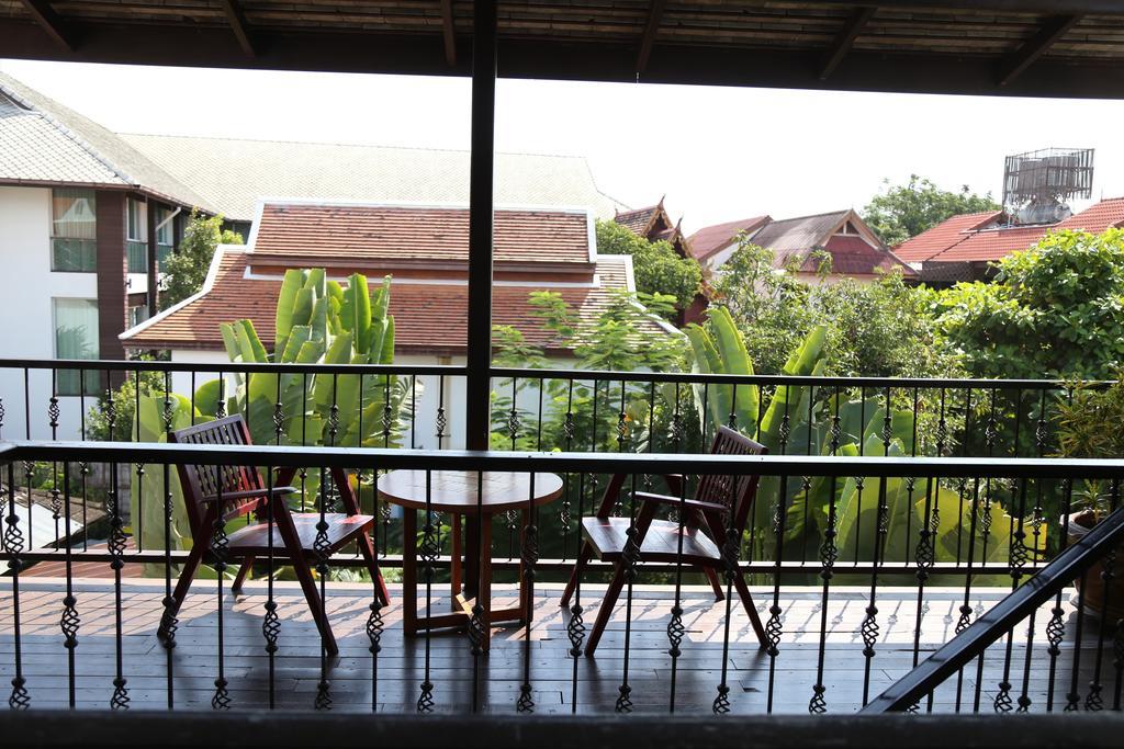 Come Chiangmai Lanna Boutique House Bed & Breakfast Chiang Mai Dış mekan fotoğraf